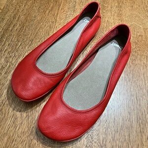 Camper Girl Red Leather Ballet Flats EU 41 Minimalist Comfort Shoes
